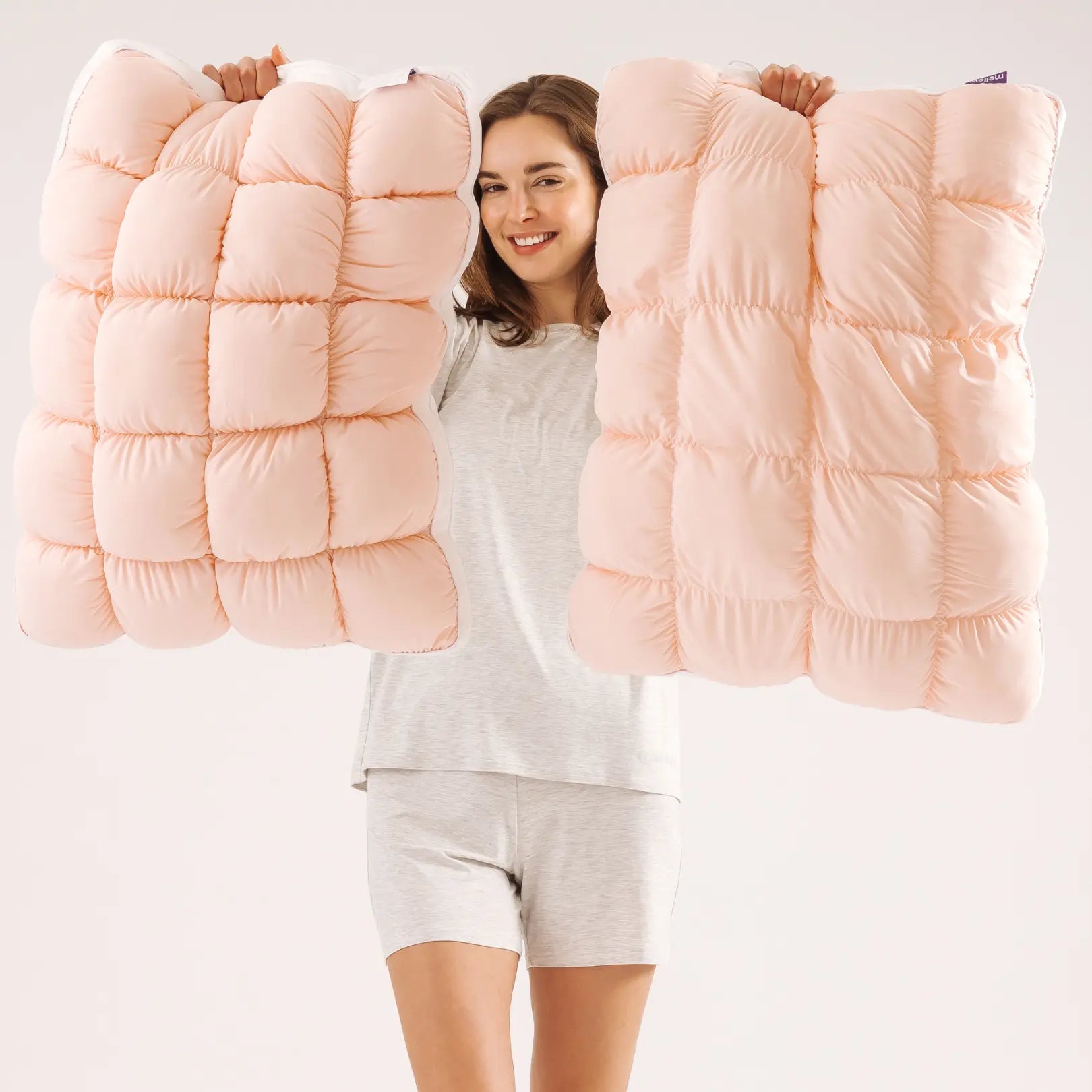 Mellow Sleep | Mellow Puff Pillow Soft Quilted Puff-Grid Design Pillow